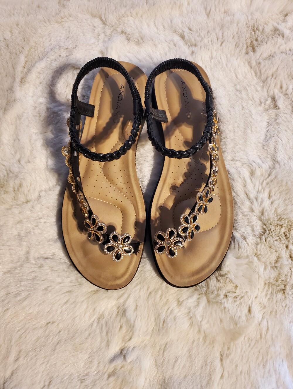Andiamo Floral Jeweled T-Strap Sandals Size 11m - Picture 4 of 7